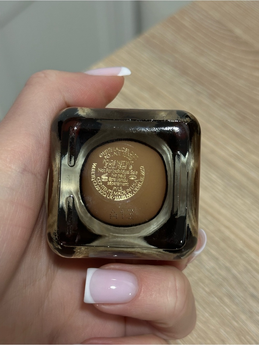 Estee Lauder Eye Cream & Face Cream Set in Gold and Brown - Picture 2 of 8